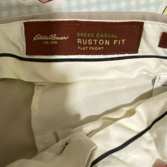 Eddie Bauer men’s casual dress pants ruston fit flat front tan/cream size 33” - Picture 12 of 16